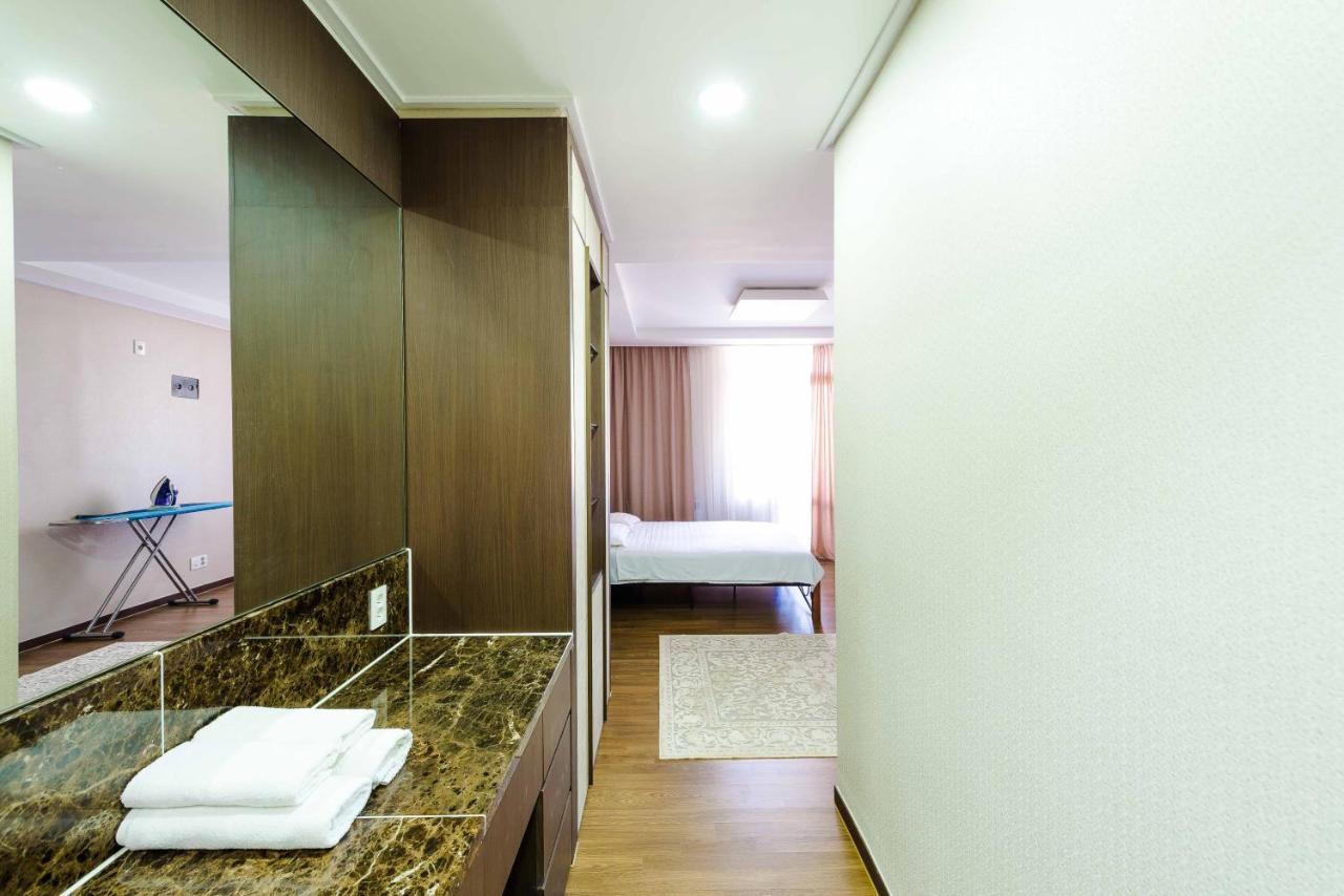 Appartamento Theaddress Highvill Astana Promyshlennyy Esterno foto